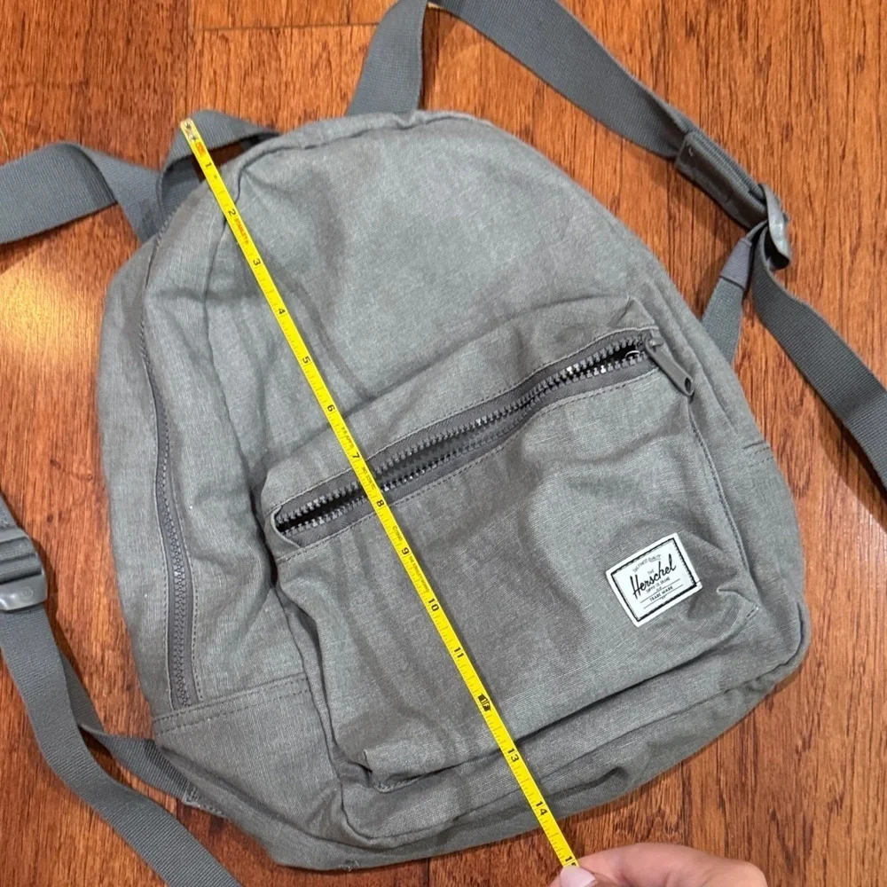 Herschel Supply Company Classic Gray Backpack
